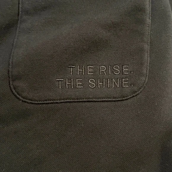 Vuori Sedona Sport Short Black French Terry Size Medium - Picture 4 of 10